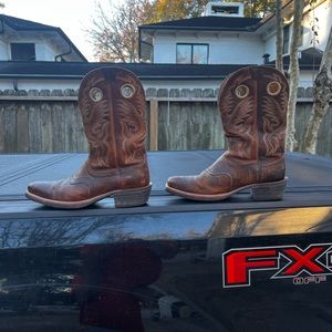 Ariat cowboy boots 13D